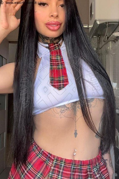 Samira kiss BERGAMO 3894234193